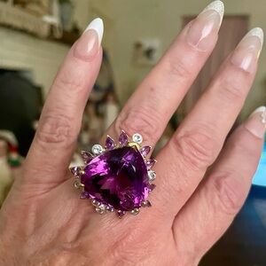 Amethyst gemstone ring